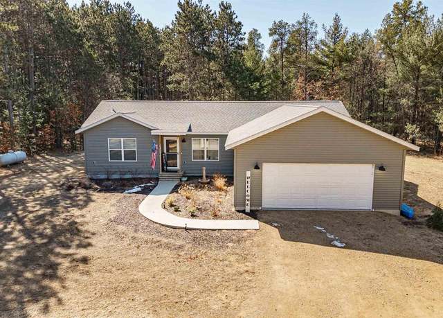Property at 1851 Duck Creek Dr, Friendship, WI 53934, 3 beds, 2 baths