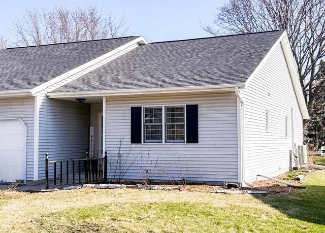 Property at 1207 Louisa St, Watertown, WI 53098, 3 beds, 1 bath
