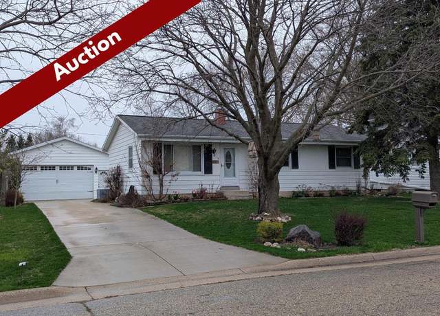 Property at 1218 Lisbon St, Watertown, WI 53098, 3 beds, 2 baths