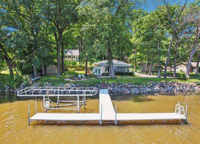 Property at 9727 N Blackhawk Dr, Edgerton, WI 53534, 2 beds, 1 bath