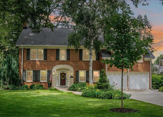 Property at 19 Paget Rd, Madison, WI 53704, 5 beds, 4 baths