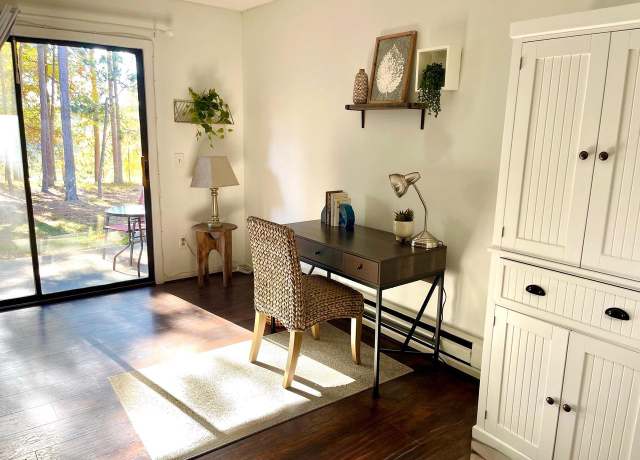 Property at 7 Oak Trl, Wisconsin Dells, WI 53965, 1 bed, 1 bath
