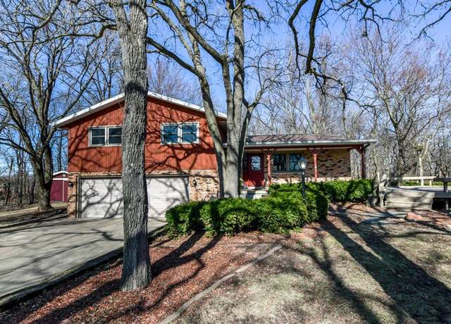 Property at 7264 Mile Rd, Sun Prairie, WI 53590, 4 beds, 2 baths