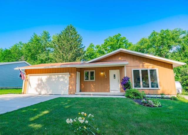 Property at 2602 Sara Rd, Madison, WI 53711, 3 beds, 1.5 baths