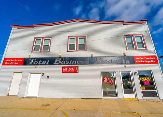 Property at 205 Declark St #1, Beaver Dam, WI 53916, 4 beds, 2.5 baths