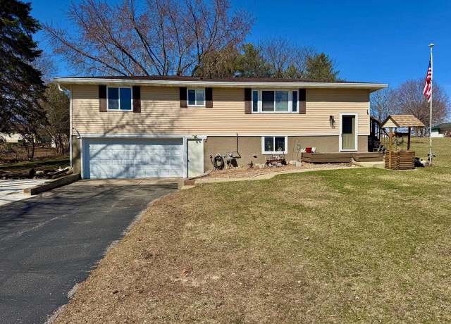 Property at N6327 Raven Rd, Pardeeville, WI 53954, 3 beds, 1.5 baths