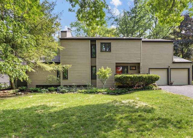 Property at 5813 Hempstead Rd, Madison, WI 53711, 4 beds, 2.5 baths