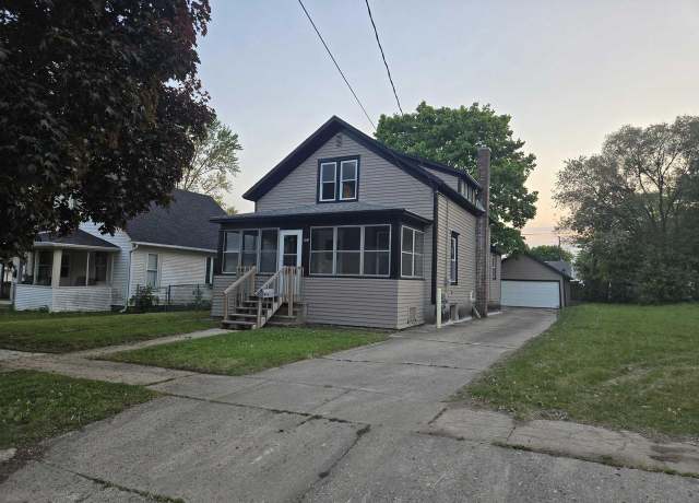 Property at 1018 10th St, Beloit, WI 53511, 3 beds, 2 baths