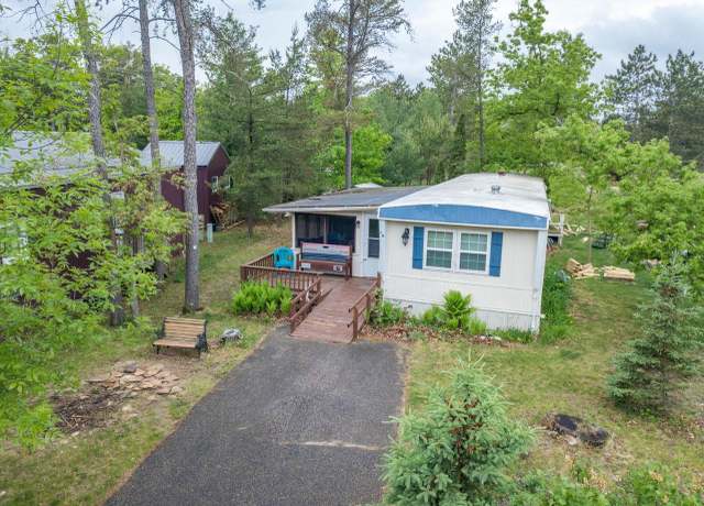 Property at 16 Raccoon Ct, Mauston, WI 53948, 2 beds, 1.5 baths
