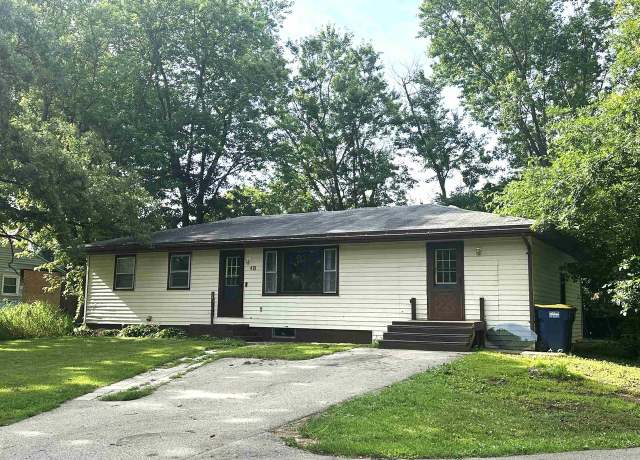 Property at 418 E Acorn Dr, Beloit, WI 53511, 3 beds, 1 bath