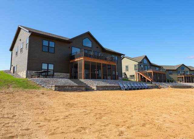 Property at W2828 37th St, New Lisbon, WI 53950, 5 beds, 3 baths