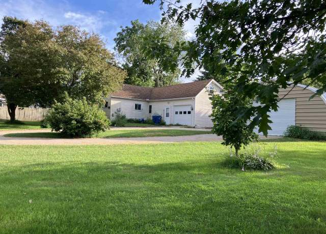 Property at 365 Jenkynsville Rd, Benton, WI 53803, 1 bed, 1 bath