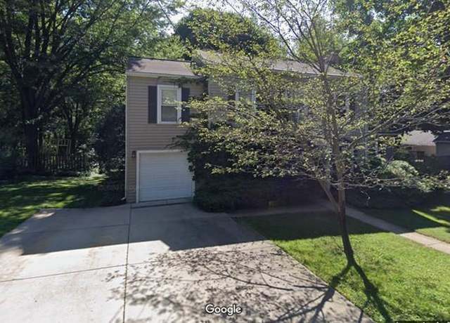Property at 5313 Raywood Rd, Madison, WI 53713, 3 beds, 3 baths