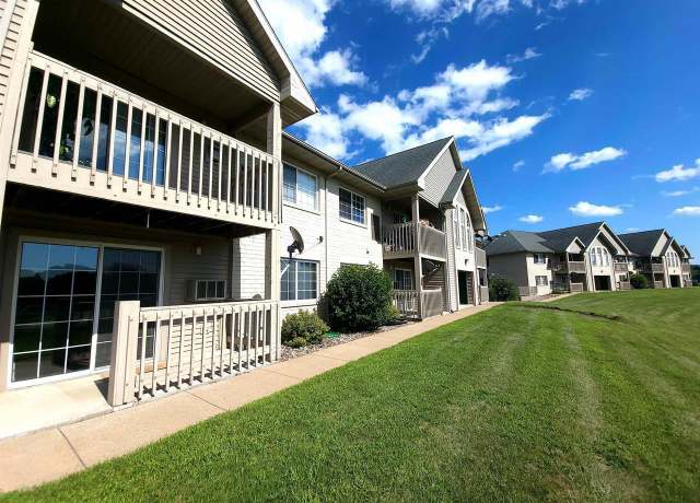 Property at 1727 S Wacouta St, Prairie Du Chien, WI 53821, 1 bed, 1 bath