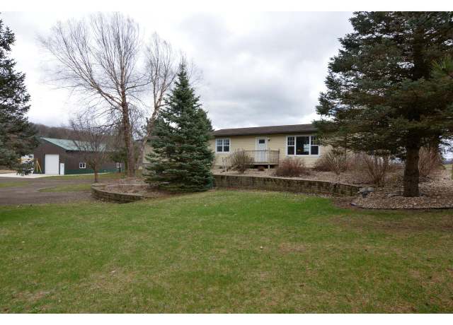 Property at 295 County Road Bb, Marshall, WI 53559, 5 beds, 2 baths