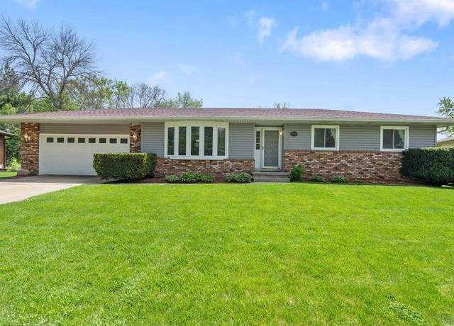Property at 309 Acker Pkwy, Deforest, WI 53532, 3 beds, 2 baths