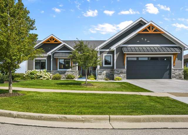 Property at 1325 Jens Ct, Stoughton, WI 53589, 4 beds, 3 baths