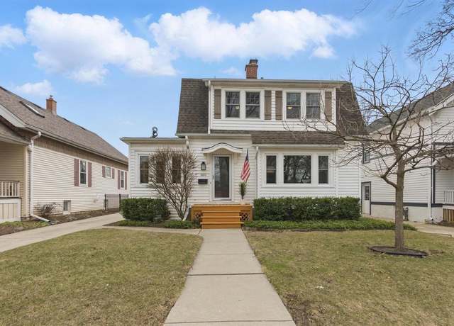 Property at 2031 E Wood Pl, Shorewood, WI 53211, 3 beds, 2 baths