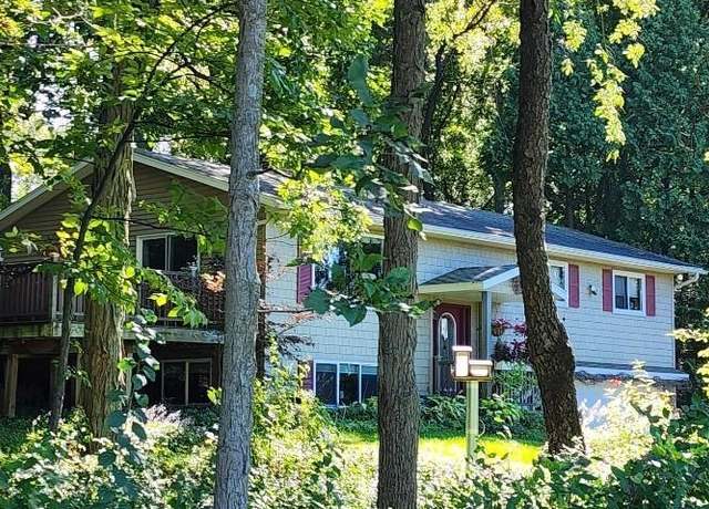 Property at W4615 Highway 16, Rio, WI 53960, 3 beds, 1.5 baths