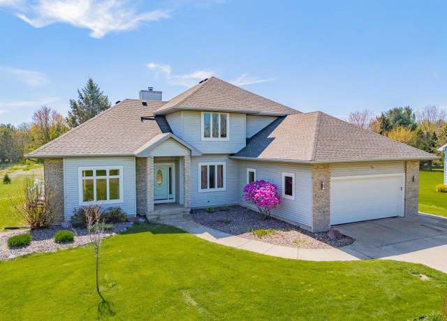 Property at 6338 Fox Run, Sun Prairie, WI 53590, 3 beds, 3.5 baths