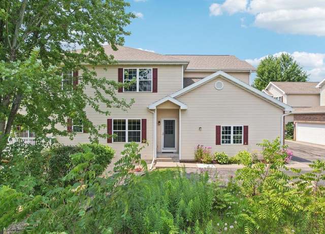Property at 3857 Maple Grove Dr, Madison, WI 53719, 3 beds, 2.5 baths