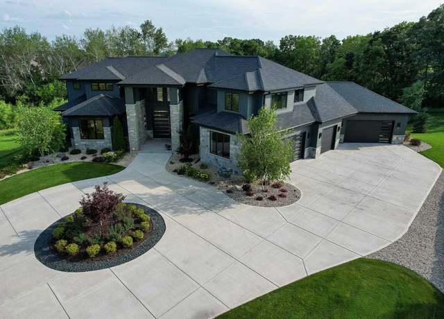 Property at 5865 Hunt Club Way, Waunakee, WI 53597, 6 beds, 6 baths