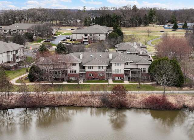 Property at 19 Prairie Edge Way, Fitchburg, WI 53711, 2 beds, 2.5 baths