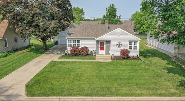 Photo of 123 S Maple St, Orfordville, WI 53576