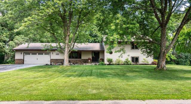 Photo of 3276 E Danbury Dr, Janesville, WI 53546