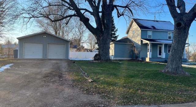 Photo of 331 S West St, Neshkoro, WI 54960