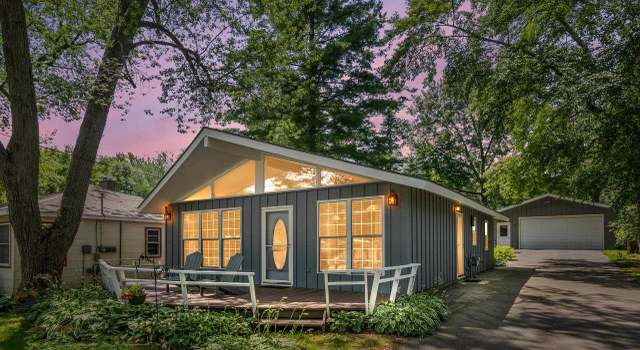 Photo of N4219 S Lakeshore Dr, Markesan, WI 53946