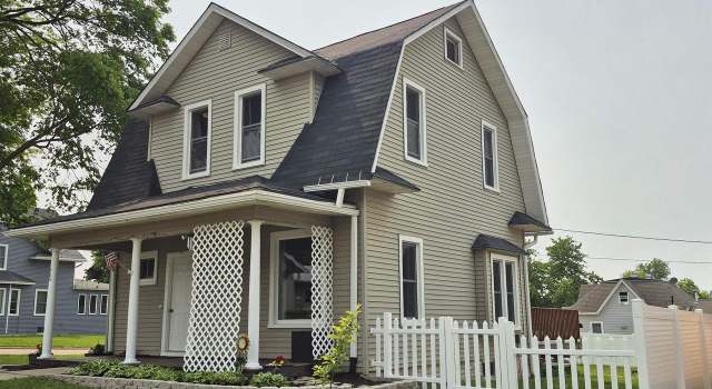 Photo of 725 10th St, Fennimore, WI 53809