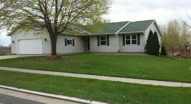 Photo of 717 N Parkview St, Cottage Grove, WI 53527