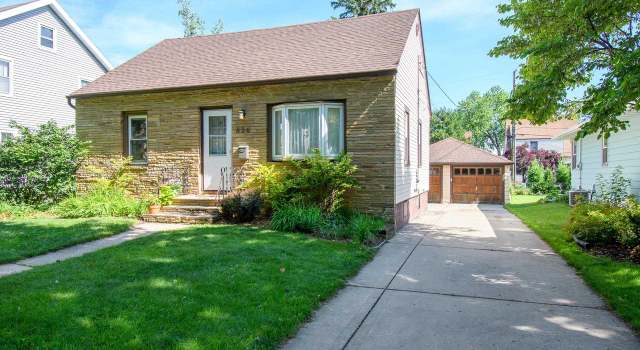Photo of 626 W Lakeside St, Madison, WI 53715