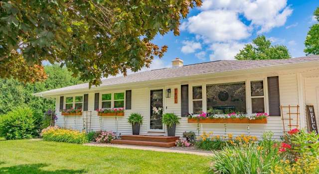 Photo of 1801 Center St, Black Earth, WI 53515