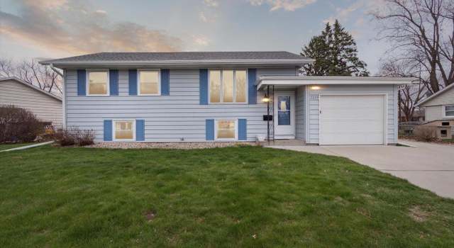 Photo of 2219 Taylor Ct, Janesville, WI 53546