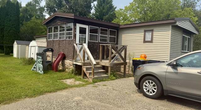 Photo of 314 New Lisbon Estates East, New Lisbon, WI 53950