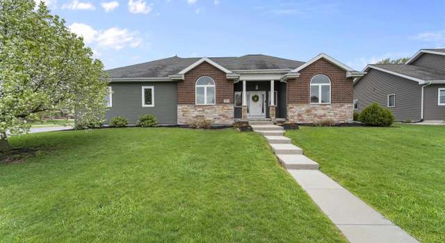 Photo of 698 Prairie Grass Rd, Oregon, WI 53575