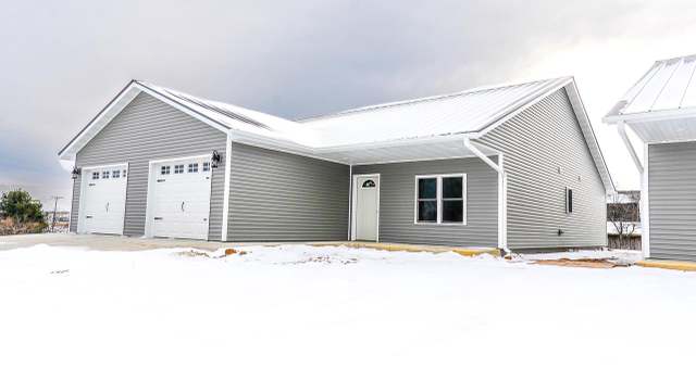 Photo of 713 Salsbery Cir, Hillsboro, WI 54634