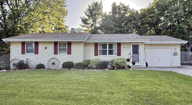 Photo of 406 Hart Dr, Clinton, WI 53525