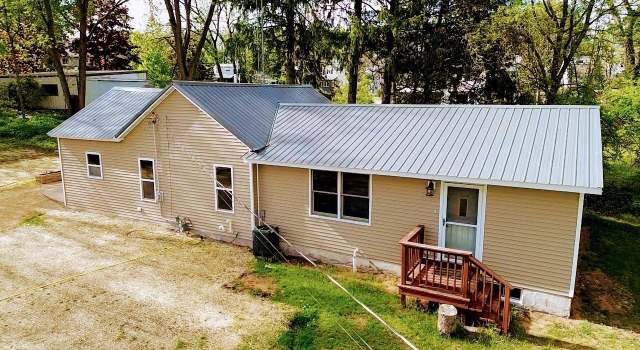 Photo of 73 Church St, Montello, WI 53949