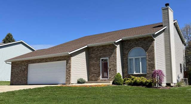 Photo of 607 E Church St, Orfordville, WI 53576