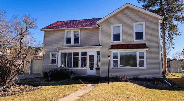 Photo of 1415 Webb St, Black Earth, WI 53515