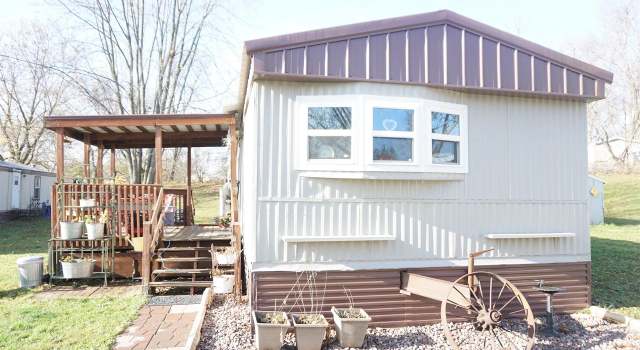 Photo of 26 S Syverson Dr, Westby, WI 54667