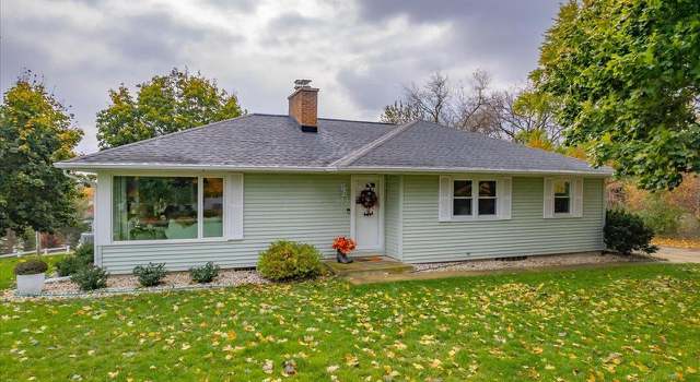 Photo of 613 Yahara St, Deforest, WI 53532