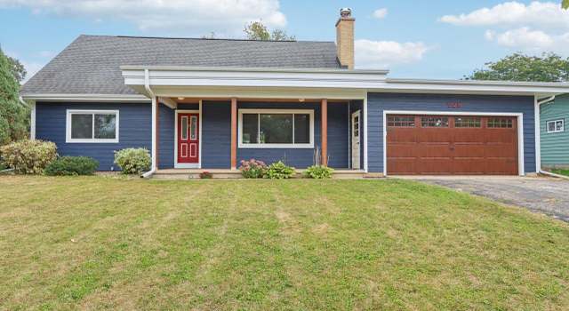 Photo of 729 Ziegler Rd, Madison, WI 53714