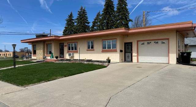 Photo of 540 W Lincoln St, Waupun, WI 53963