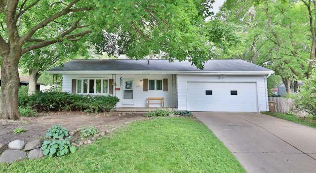 Photo of 2413 Ravenswood Rd, Madison, WI 53711