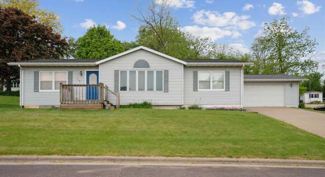 Photo of 119 White St, Benton, WI 53803