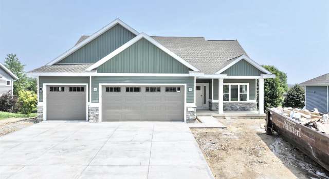 Photo of 500 Whitford Ave, Prairie Du Sac, WI 53578